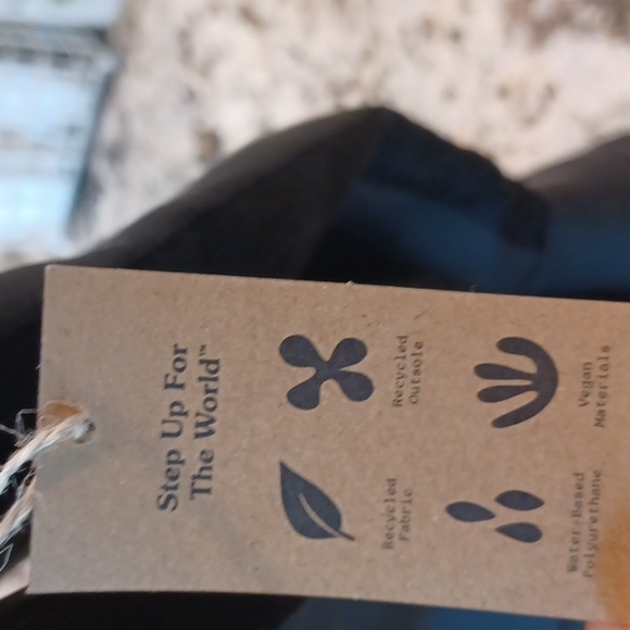 Steve Madden Women's Macall Fashion Lug Sole Knee Boot Size 11 Black NEW - Picture 15 of 16